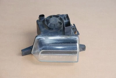 Nebelscheinwerfer li. Opel Astra G Sport X16XEL 3-Türer 24407176 - Bild 1 von 3