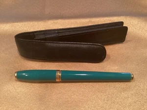 S.T. DUPONT 14k  585 GOLD NIB LUXURY FOUNTAIN PEN WITH CASE - Picture 1 of 20