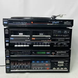 Sanyo DCX685 Stereo Tuner Verstärker Receiver RDW685 Tape Deck PT-685 Plattenspieler - Bild 1 von 22