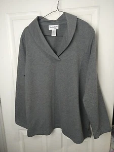 Northstyle Woman M Shirt Grey Long Sleeve V Collared Tee - Picture 1 of 6