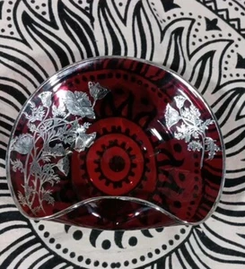Piatto vintage in vetro soffiato rosso rubino argento accenti floreali - Foto 1 di 6
