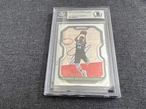 2020-21 NBA Panini Prizm Giannis Antetokounmpo Signed Beckett Authenticated - Bild 1 von 2