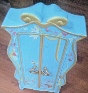 DISNEY PRINCESS RAPUNZEL DOLL WARDROBE VANITY Tangled  EUC - Picture 1 of 2