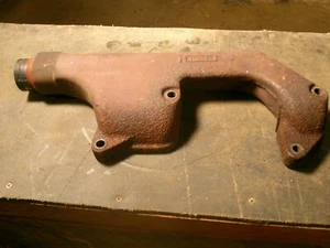 Colector de escape trasero John Deere R43167 B286 usado - Imagen 1 de 7