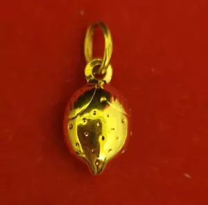 NEW 18ct Yellow Gold Strawberry Charm 750 Pendant 18K Food Festival Yum - Picture 1 of 3
