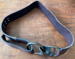 VINTAGE~~SHAG LEATHER BELT~~"OFF THE HIP"~~BRASS CLASP~~ADJUSTABLE~~30" to 32" - Picture 1 of 7