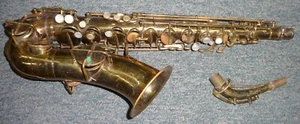 Martin HandCraft sassofono contralto basso passo 1929 Elkhart, Ind. NO custodia. Non muffa - Foto 1 di 7