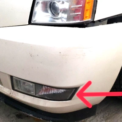 Cadillac Escalade : 2007, 2008, 2009, 2010, 2011, 2012-2014, Left Fog Light - Image 1 of 4