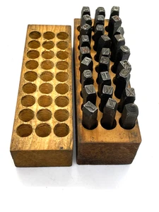 STAHL BUCHSTABEN STEMPEL ANTIK VINTAGE A-Z+ .   27 Locher 1/4 - Bild 1 von 12