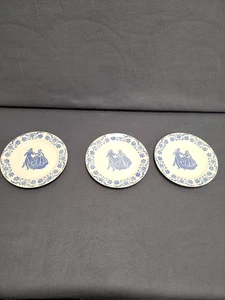 Vintage Universal Cambridge Camwood Ivory Dancing Couple 6.25" Small Plates (3) - Picture 1 of 5