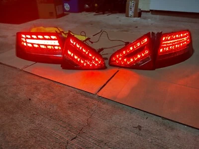 Conjunto completo de luces traseras Audi A5 2008-2012 OEM AUDI *PROBADO* Foto 1 de 4