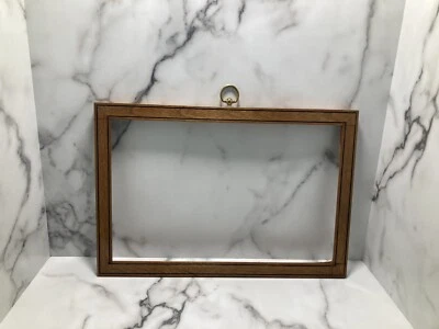 Moldura de madeira vintage comporta apenas 9 X 14 pol. moldura - Imagem 1 de 4