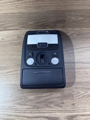 Luz de domo interior negra Audi A4 S4 A5 S5 RS5 cupé 2013-2017 8T0947135 Foto 1 de 4