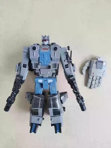Unique Toys Bruticus M-05 Vortex Rage Winterchill USED Toys Gift NO BOX - Picture 1 of 10