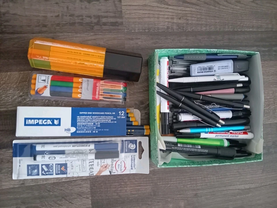 100 Stück Stifte Kugelschreiber Fineliner Bleistifte Edding Marker Whiteboard - Bild 1 von 1