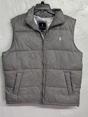 Chaleco acolchado U.S. Polo Association RN110078 para hombre talla mediana Foto 1 de 4