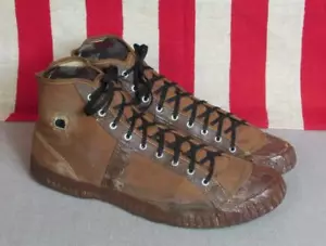 Vintage 1930s Kinneys Canvas Basketball Sneakers Size 8.5 Display Shoes Antique - Picture 1 of 10