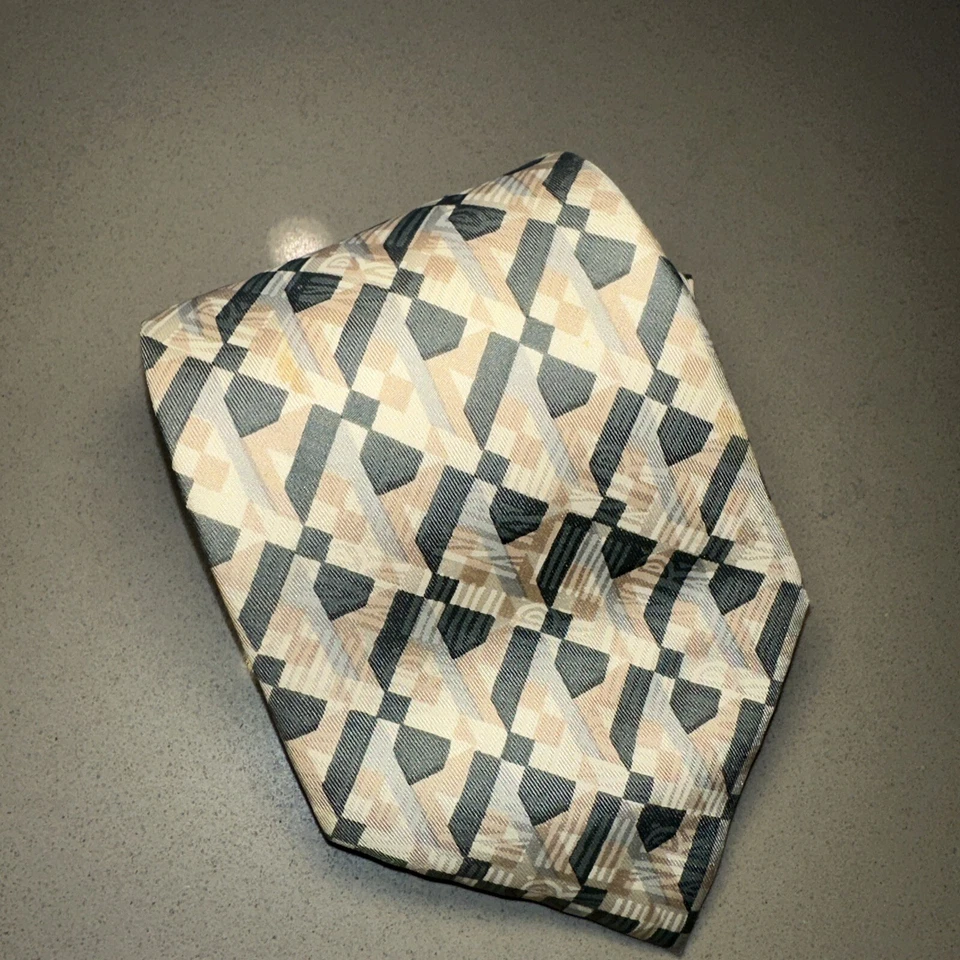 NINA RICCI МУЖСКОЙ ГАЛСТУК БЕЖЕВЫЙ/ПЕЙСЛИ ШИРИНА: 3,3/4» ДЛИНА: 59» - Изображение 1 из 4