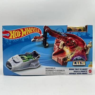 Hot Wheels City Road Trip To  Mars Play Set Track Builder NEW - Image 1 of 4