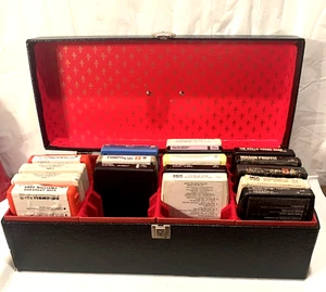 8 Track Storage Case, Holds 24 ~ Includes 17 Assorted Title Tapes - Imagen 1 de 7