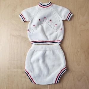 Vintage Baby Friemanit Knitted 2-Pc Outfit White Red Blue Measures 3-6 Months - Picture 1 of 8
