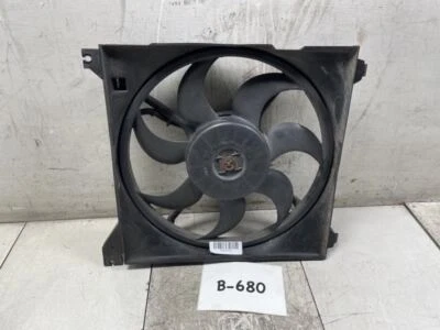 Hyundai Santa Fe 2003 2,7 L ventilador de refrigeración delantero izquierdo motor OEM+ Foto 1 de 4