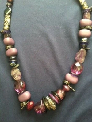 Chico's项链13英寸长状况完好紫水晶和黑色混合珠  — 第 1/3 张图片