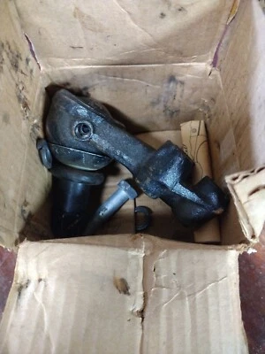 LOWER BALL JOINT LEFT 1959 OLDSMOBILE 98 OLDSMOBILE DYNAMIC FIESTA SUPER 88 - Image 1 of 4