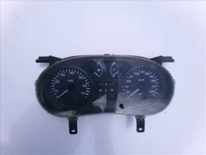 P8200 059 763 CUADRO DE MANDOS para RENAULT CLIO 1.2 G 2001-2005 2002 93984 - Imagen 1 de 9