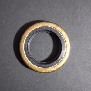 NOS '78-85 Moped Laura M56 Engine (Right) Crankshaft Seal 21 x 32 x 7.5 mm - Bild 1 von 2