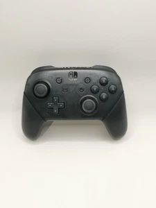 ORIGINAL NINTENDO SWITCH - PRO CONTROLLER  / GAMEPAD (HAC-013) - Bild 1 von 1