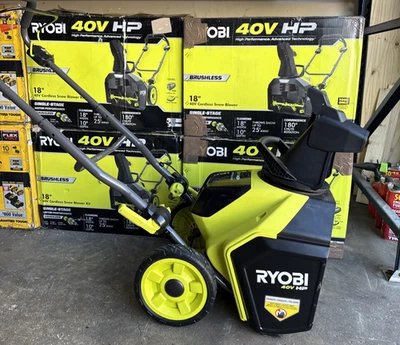 Soplador de nieve inalámbrico de una sola etapa sin escobillas RYOBI 40V 18" - solo herramienta, caja abierta Foto 1 de 4