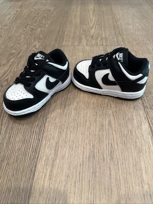 Nike Dunk низкий панда черный белый CW1589-100 ребенка ясельного возраста Baby мальчиков размер 4C совершенно новый - Изображение 1 из 4