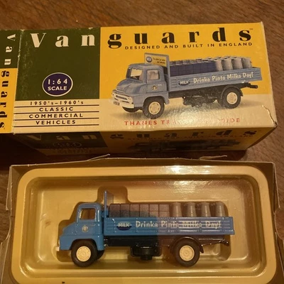 Lledo Vanguards VA15000 Thames Traders Dropside Milk Marketing Board - Image 1 of 3