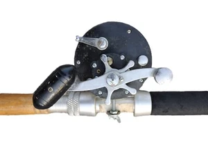 Penn 309 Level Wind Fishing Reel (only) Saltwater Freshwater Bait Caster NO ROD - Picture 1 of 9