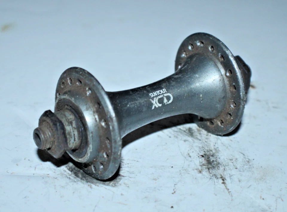 Buje delantero Suntour XCD 32H 100 mm gris pista turismo carretera carreras ¡Envío rápido a EE. UU.! Foto 1 de 4