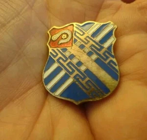 WWII 18th Field Artillery Regiment Pinback DI  - Picture 1 of 2