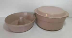 ANCHOR HOCKING MICROWARE DUTCH OVEN CASSEROLE & BUNDT CAKE RING PAN OVEN TO 200C