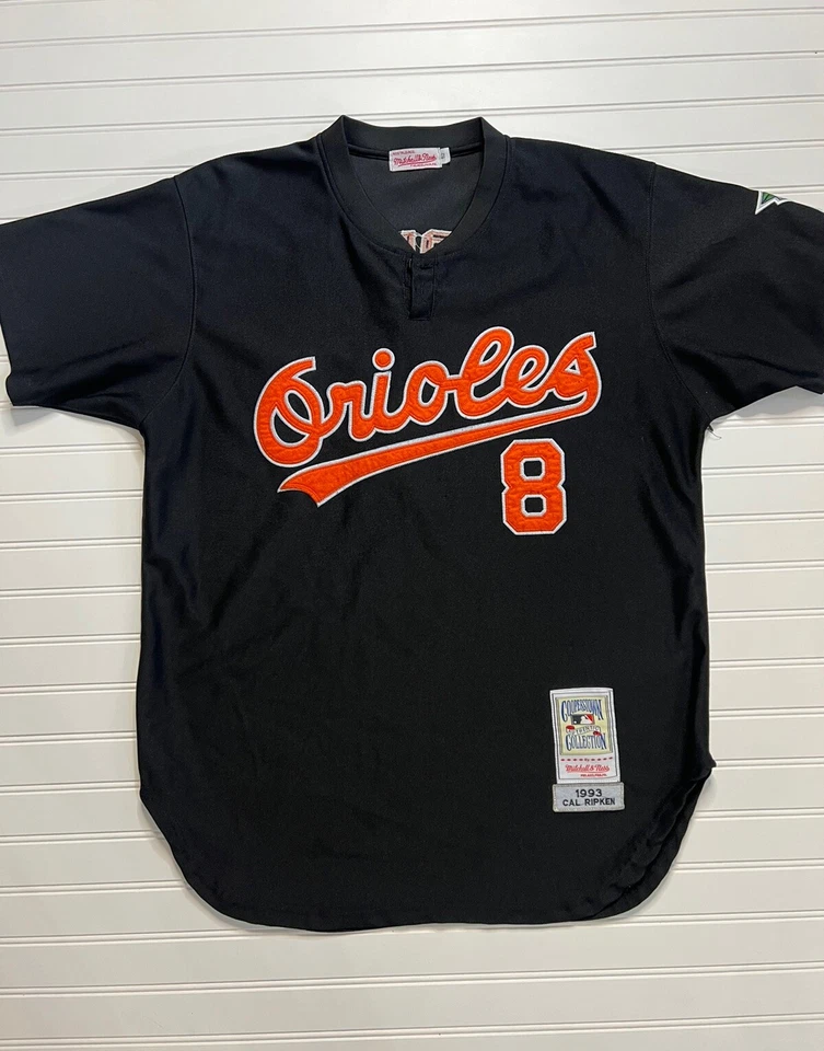Camiseta Mitchell & Ness CAL RIPKEN Cooperstown Collection Baltimore Orioles tamanho 52 - Imagem 1 de 4