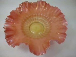 Antik Neu Martinsville Glas Muranese Pfirsichblas irisiert rosa Schüssel gekräuselt - Bild 1 von 12