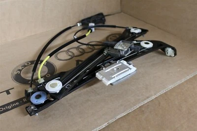 Right Window Regulator Audi TT TTS TTRS 2015 Onwards 8S0837462 New Genuine part - Image 1 of 4