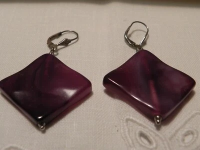 CREAZIONI - Orecchini in argento e agata a rombo viola - fatti a mano - BIJOUX - Immagine 1 di 2