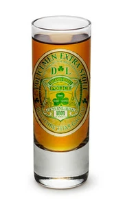 "LA MEJOR POLICÍA DE IRLANDA"" - NUEVO - 2 OZ. VIDRIO DE TIRO - Imagen 1 de 1