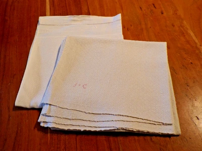 Linge ancien Lot de 2 Torchons metis  blancs différents - Photo 1/4