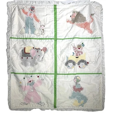 "Edredón de bebé hecho a mano punto de cruz adorno de encaje tema circo 34""x38"" algodón" Foto 1 de 4