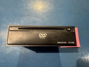 2005 INFINITI QX56 ARMADA DVD ROM NAVIGATION SYSTEM PLAYER UNIT 25915-CB804 - Foto 1 di 3