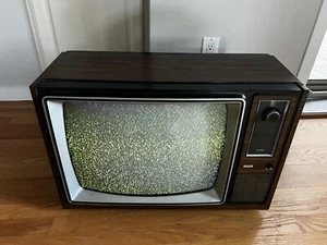 Vtg Rca Gaming Tv Television 1980s Woodgrain Movie Prop Nintendo Sega Xl-100 - Picture 1 of 13