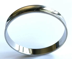 BEAUTIFUL MONET SILVER TONED BANGLE CIRCLE BRACELET 2 1/2" ROUND X 3/8" SIGNED - Picture 1 of 4