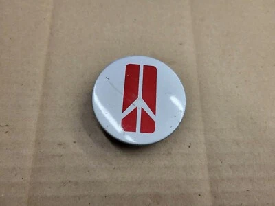 Oldsmobile OEM 1992-1997 88 98 Cutlass Silver tapa central cubierta de buje 10207641 Foto 1 de 2