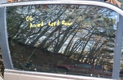 2003 - 2007 HONDA ACCORD Door Glass Window Rear Driver Left Sedan LH OEM 03-07 - Imagem 1 de 4